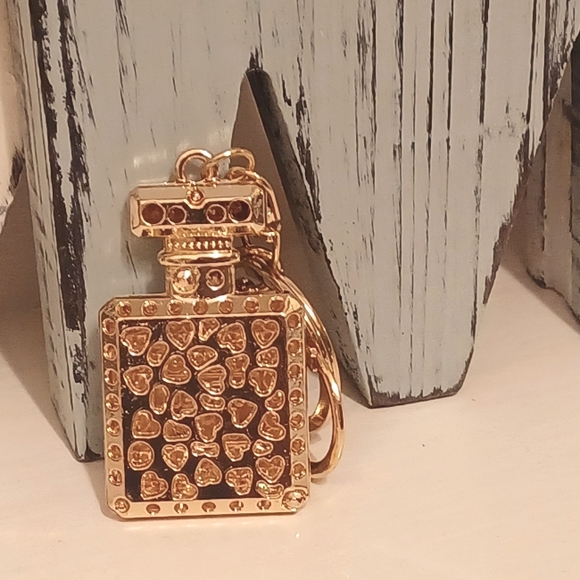 Perfume Keychain (champagne gold) - Picture 5 of 6